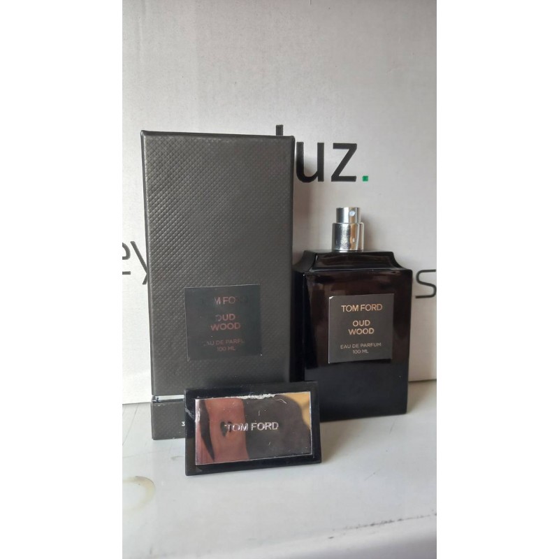 ПАРФЮМ TOM FORD OUD WOOD EAU DE PARFUM 100 МЛ (уцененный товар,проблема с распылителем) (ЛЮКС КОПИЯ)
